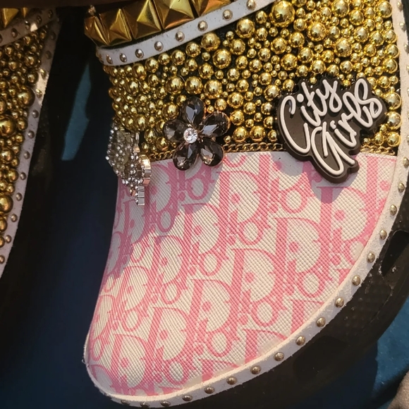 Custom crocs - Picture 6 of 12